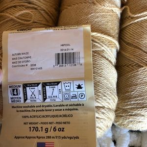 Other - Lot of 5 1/2 Skeins of Caron Simply Soft Other - Lot of 5 1/2 Skeins of Caron Simply Soft